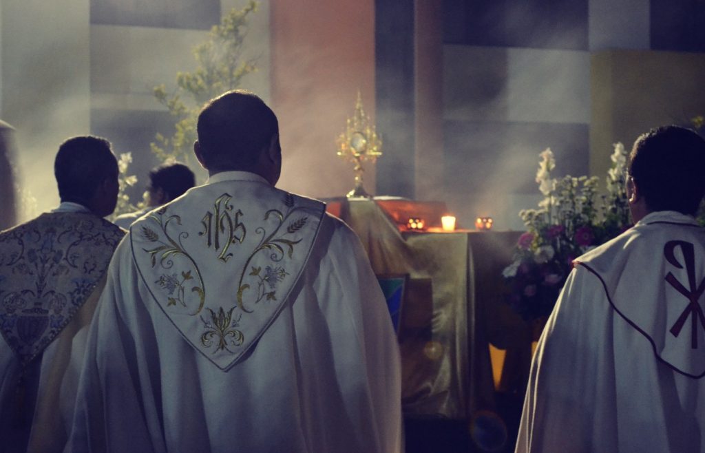 Jennifer - As túas vocacións sacerdotais serán probadas